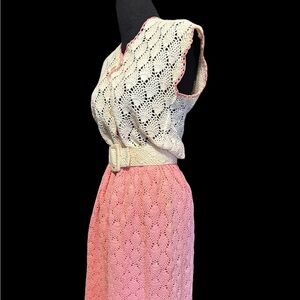 Vintage pink and white boho 50’s hand crocheted dress and belt